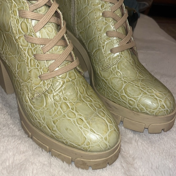 SCHUTZ SZ 10 Cream ROSLYN Laceup Platform Boots Booties.super comfy! - Picture 13 of 15